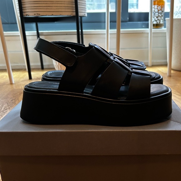 Leather Platform Sandal - Picture 6 of 9